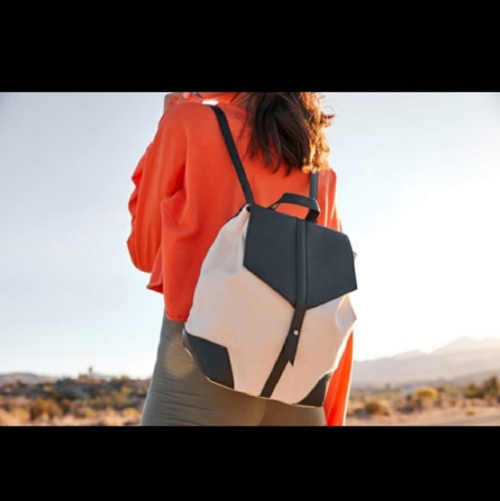 Deux Lux Vegan Backpack - Picture 3 of 7